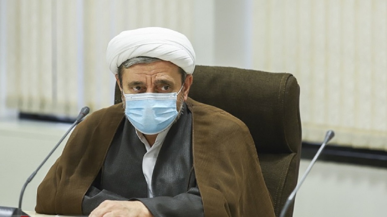 دستگیری یک باند حرفه‌ای جعل در استان اصفهان/ ۵ نفر از افراد متهم در زمینه پولشویی رایانه‌ای در قم و مازندران دستگیر شدند