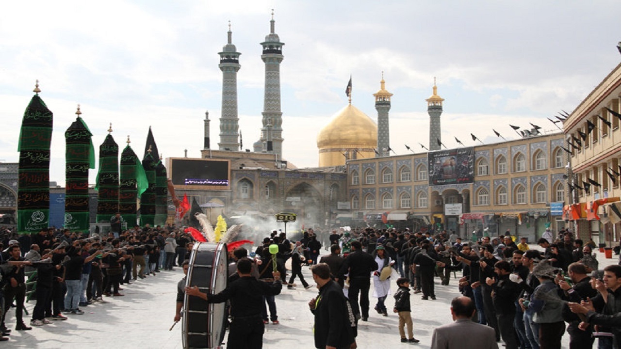 عزاداری پایان صفر به پنج زبان در قم اجرا می‌شود