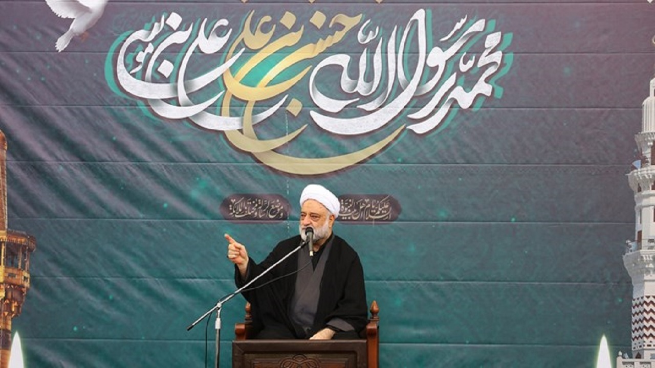 محبت پیامبر (ص) و اهل‌بیت (ع) اساس اسلام است