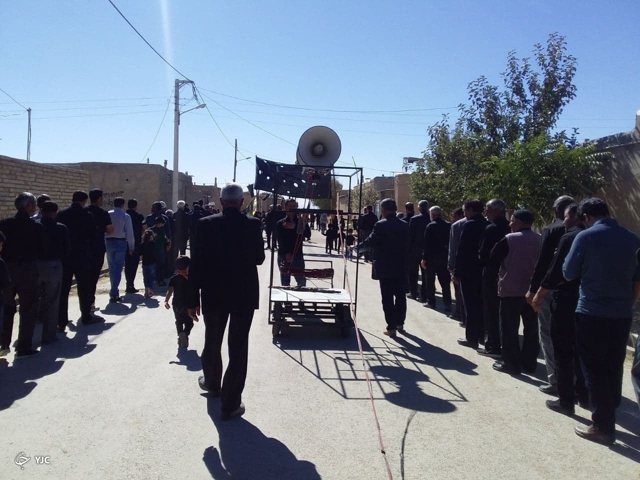 برپایی دسته عزاداری در روستای خان آباد + فیلم و تصاویر