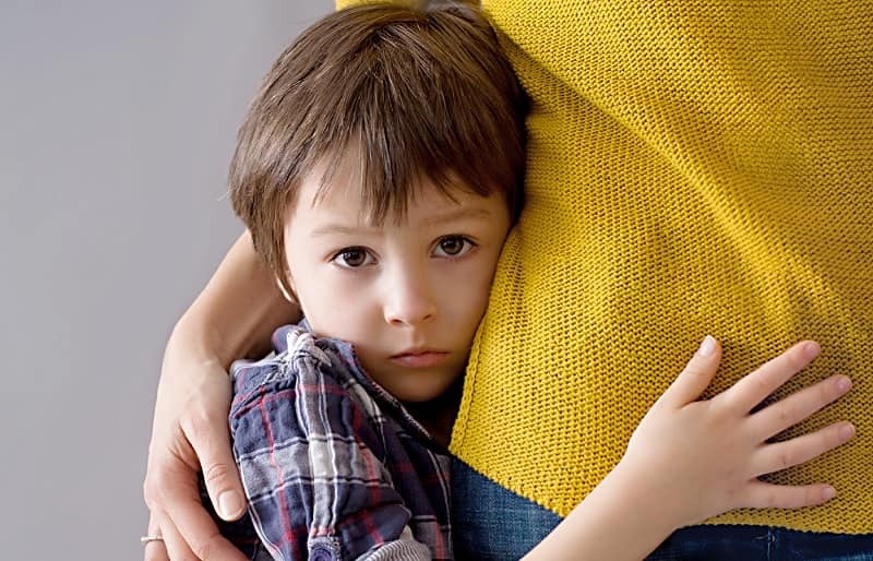 ترس کودک چگونه برطرف می&zwnj;شود؟