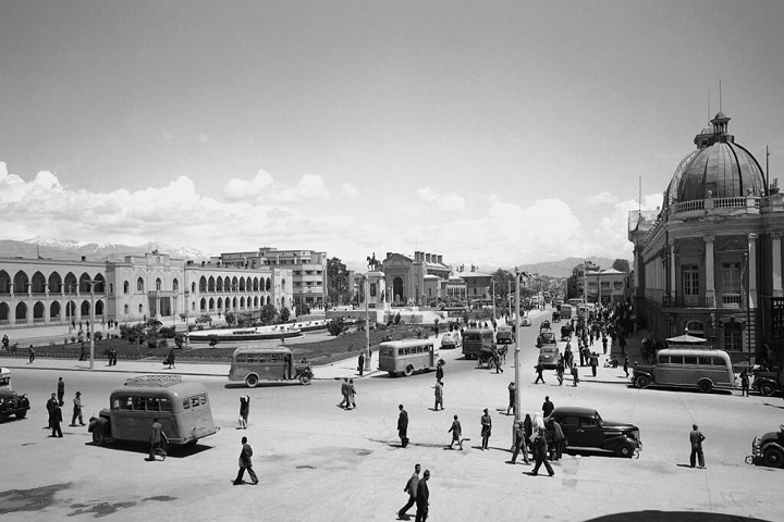 تهران؛ پایتختی که دیگر خانه ایرانی ندارد/ کوچ طهرانی&zwnj;ها از کوچه پس کوچه&zwnj;های خاطره&zwnj;ها به خیابان&zwnj;های شلوغ و پرسر و صدا