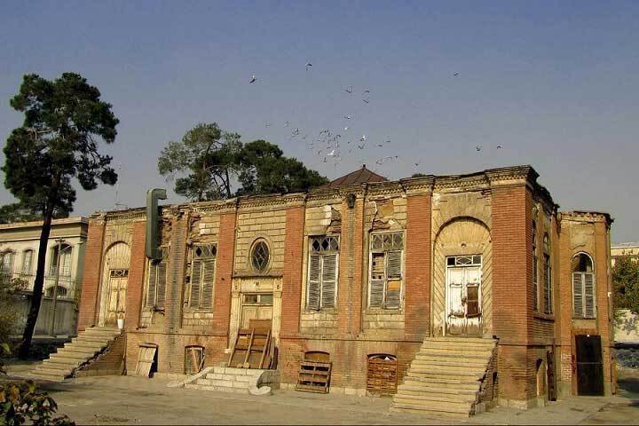 تهران؛ پایتختی که دیگر خانه ایرانی ندارد/ کوچ طهرانی&zwnj;ها از کوچه پس کوچه&zwnj;های خاطره&zwnj;ها به خیابان&zwnj;های شلوغ و پرسر و صدا