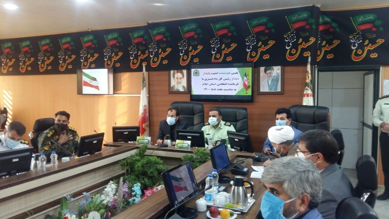 نیروی انتظامی شبانه روز وقت خود را صرف خدمت رسانی به مردم می‌کند