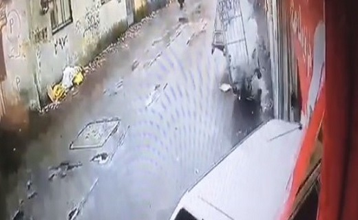 ورود ناگهانی یک خودرو به فروشگاهی در رشت + تصاویر