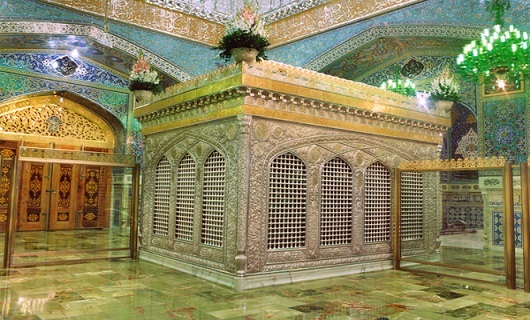 تو آرامش دل&rlm;های زخمی و بی&rlm;قراری هستی که طنین ناله&rlm; هایشان، در جان ضریحت می&rlm;پیچد