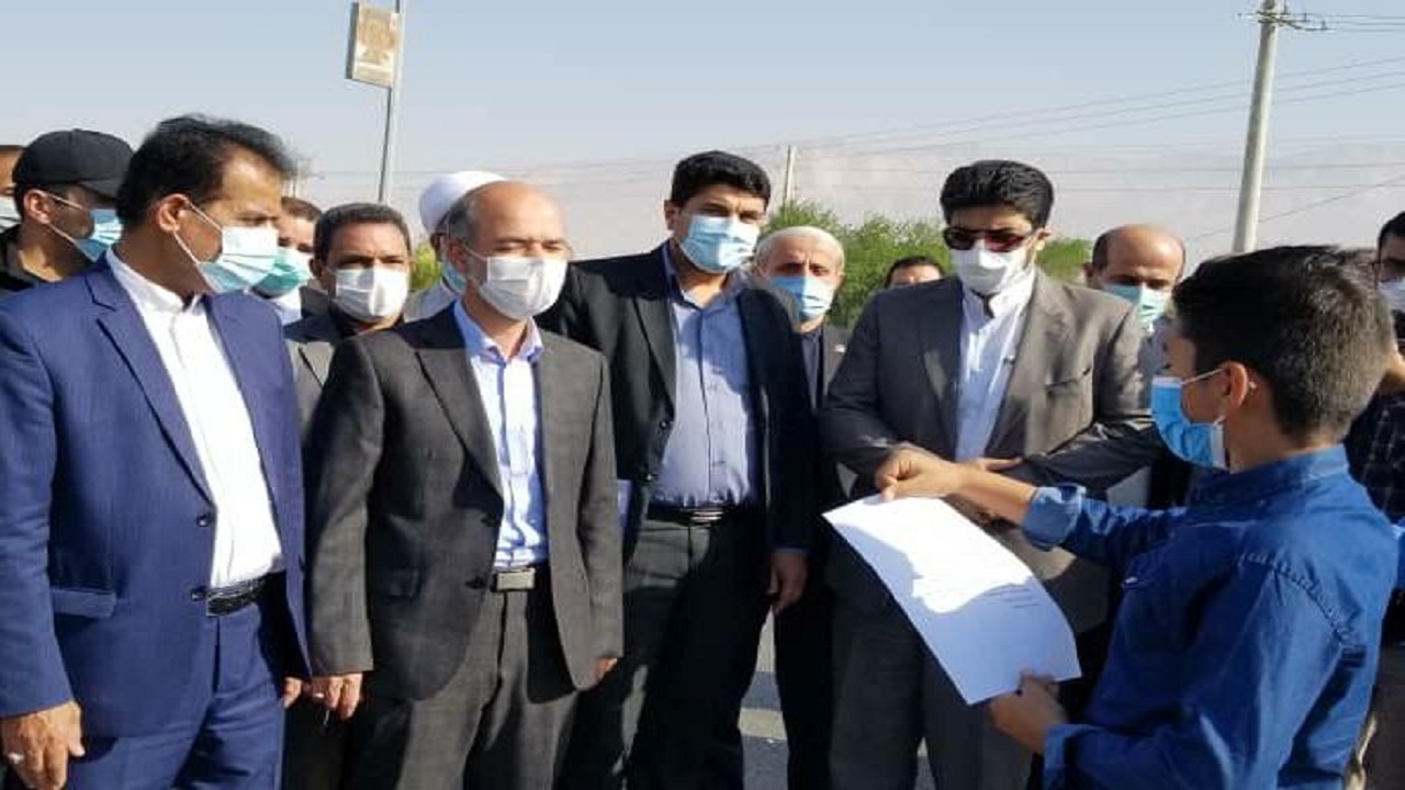 وزیر نیرو وارد بوشهر شد/ بررسی طرح‌های مختلف در شهرستان‌های دشتی