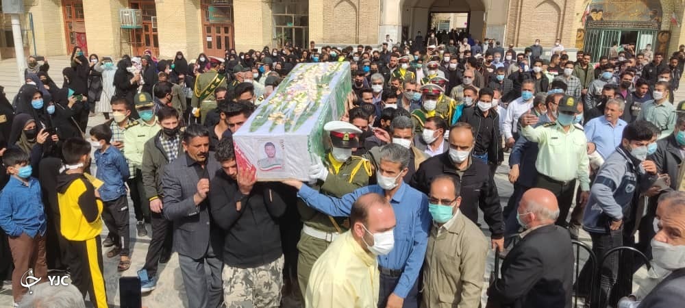 تشییع پیکر شهید امیر صادقی در نیشابور تشییع پیکر شهید امیر صادقی در نیشابور