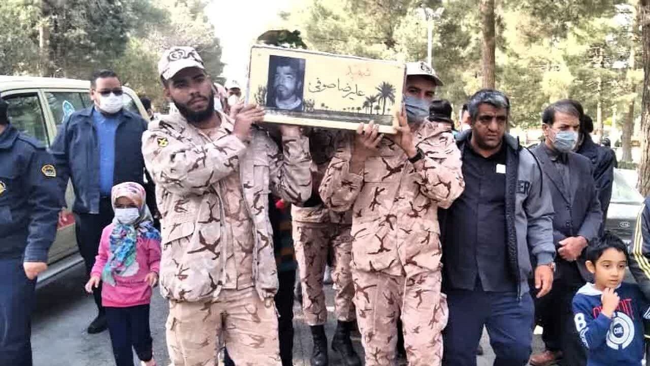 پیکر یک شهید دوران دفاع مقدس در مشهد تشییع شد