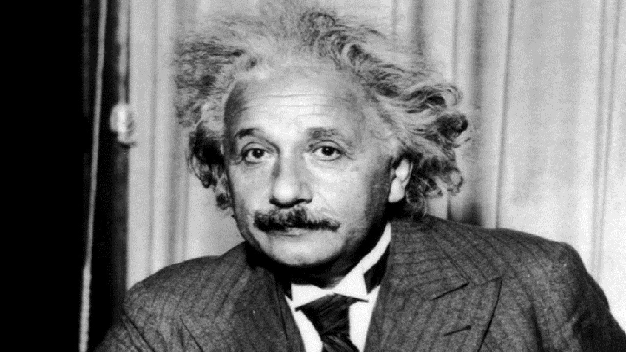 ۴ توصیه‌ای که انیشتین سعی داشت به ما بیاموزد