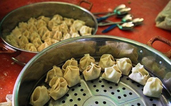 طرز تهیه غذای افغانستانی &laquo;منتو&raquo; + فیلم