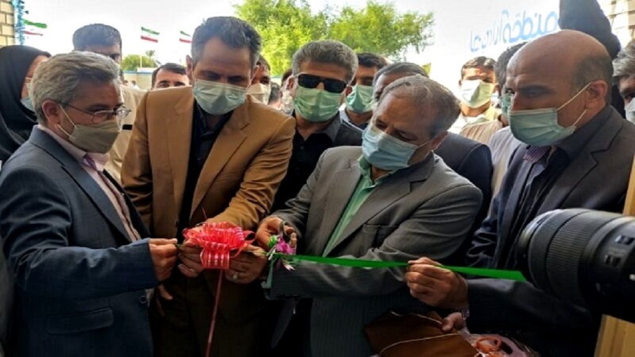 معلم‌سرا و یک مدرسه در چابهار منطقه دشتیاری بزرگ افتتاح شد