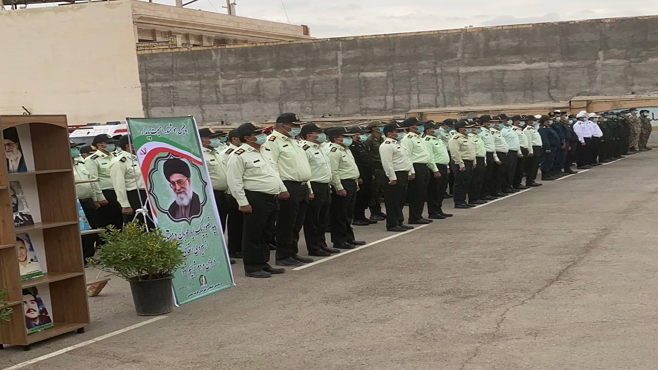 صبحگاه مشترک نیروهای نظامی و انتظامی در شهرستان‌های خراسان رضوی