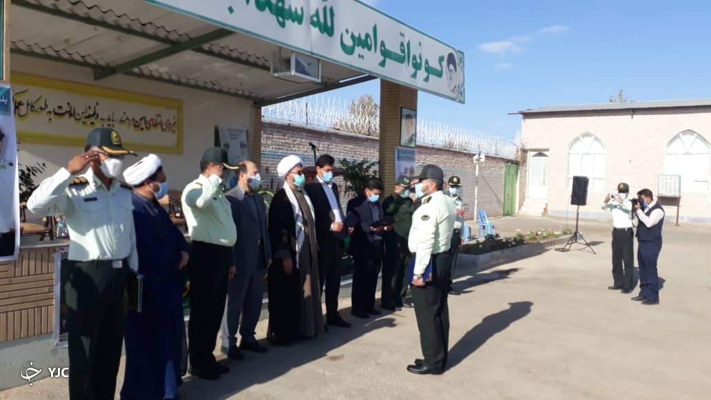 صبحگاه مشترک نیروهای نظامی و انتظامی 