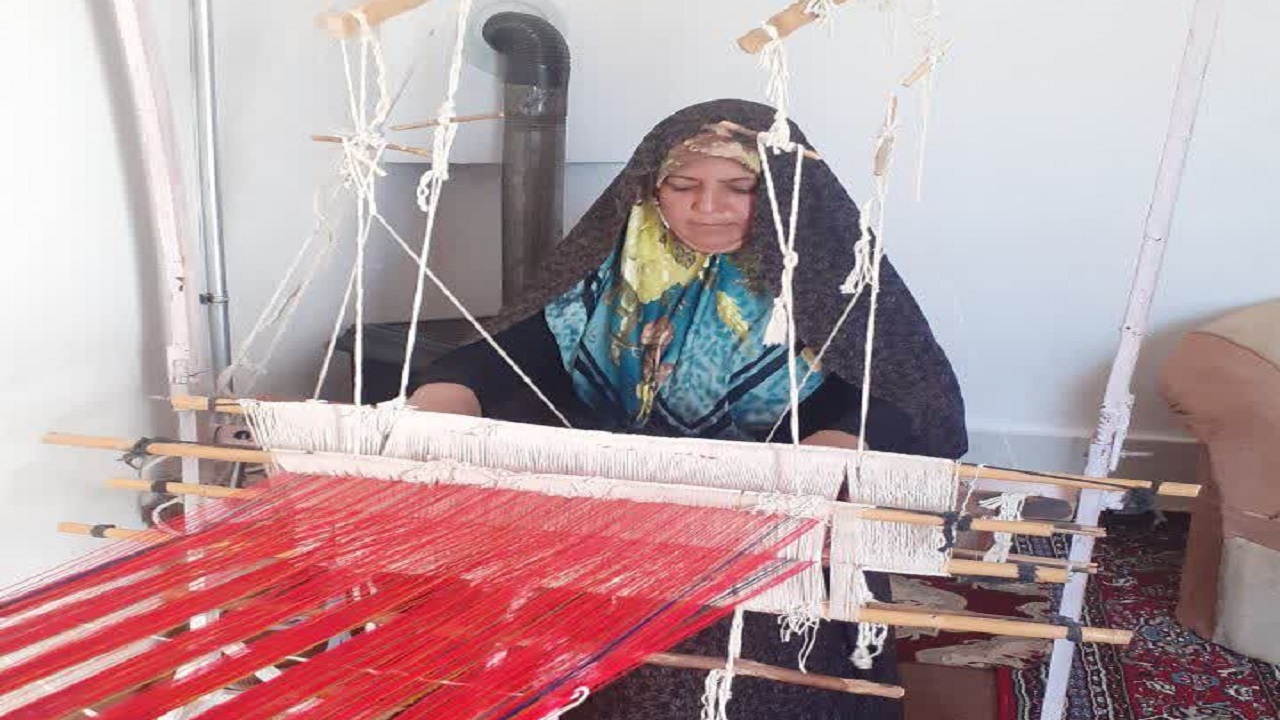 صدور ۷۰ مجوز صنایع دستی در رشتخوار