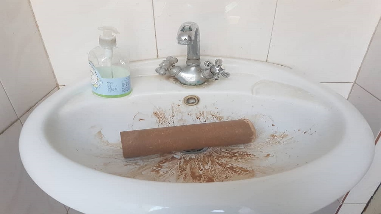 آب آبادان و خرمشهر قابل خوردن نیست