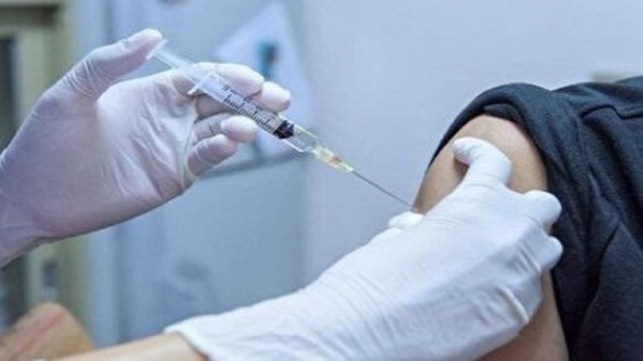 ۷۵درصد جمعیت زیر پوشش دانشگاه علوم پزشکی سمنان دز اول واکسن کرونا زدند