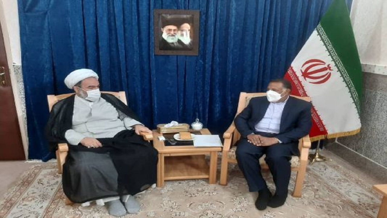 گزینش افراد شایسته در ابعاد علمی، رفتاری برای تربیت دانش آموزان یک ضرورت است