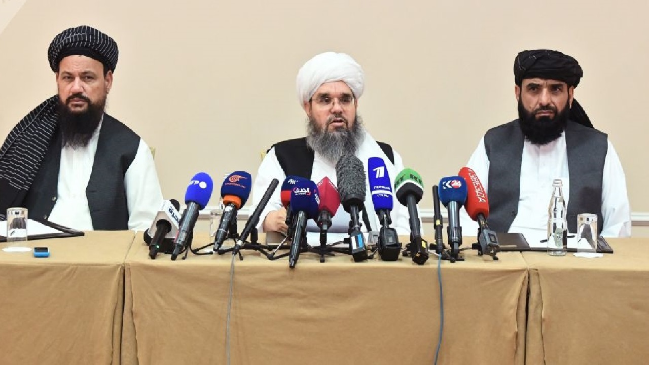 اولین نشست مقامات طالبان با هیات آمریکایی برگزار شد