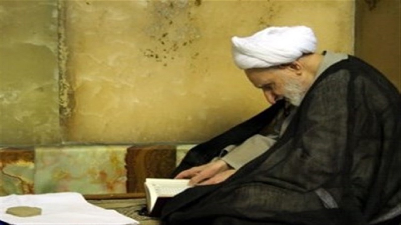 آثار دعا در کلام آیت الله بهجت (ره) / ذکری که از جواهر و مروارید قیمتی‌تر است