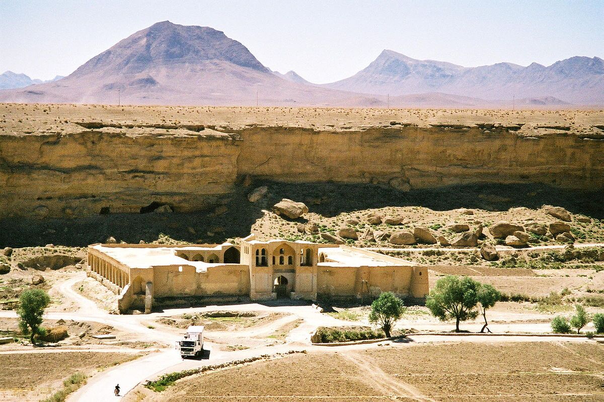 کاروانسرای تاریخی ایزدخواست در صف ثبت جهانی