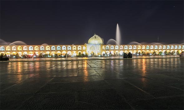 میدان امام خمینی اصفهان