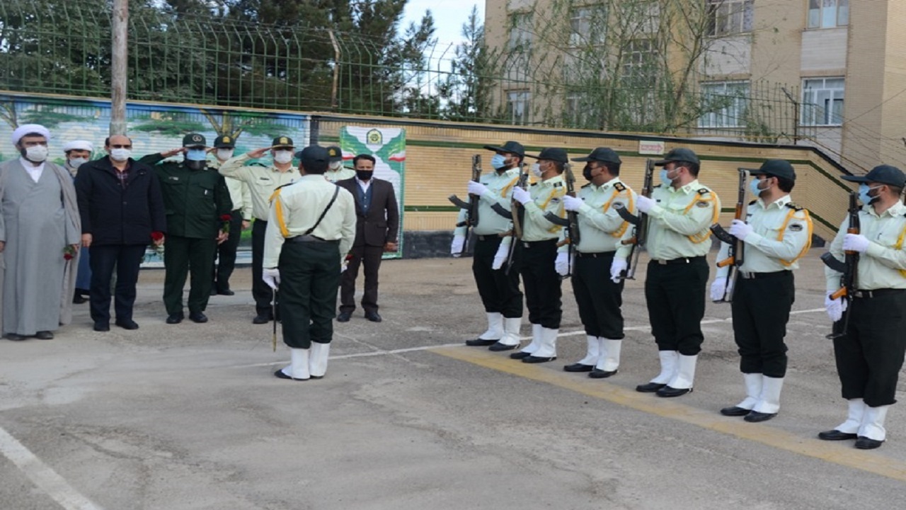 برگزاری صبحگاه مشترک نیرو‌های مسلح در مقر فرماندهی انتظامی چناران