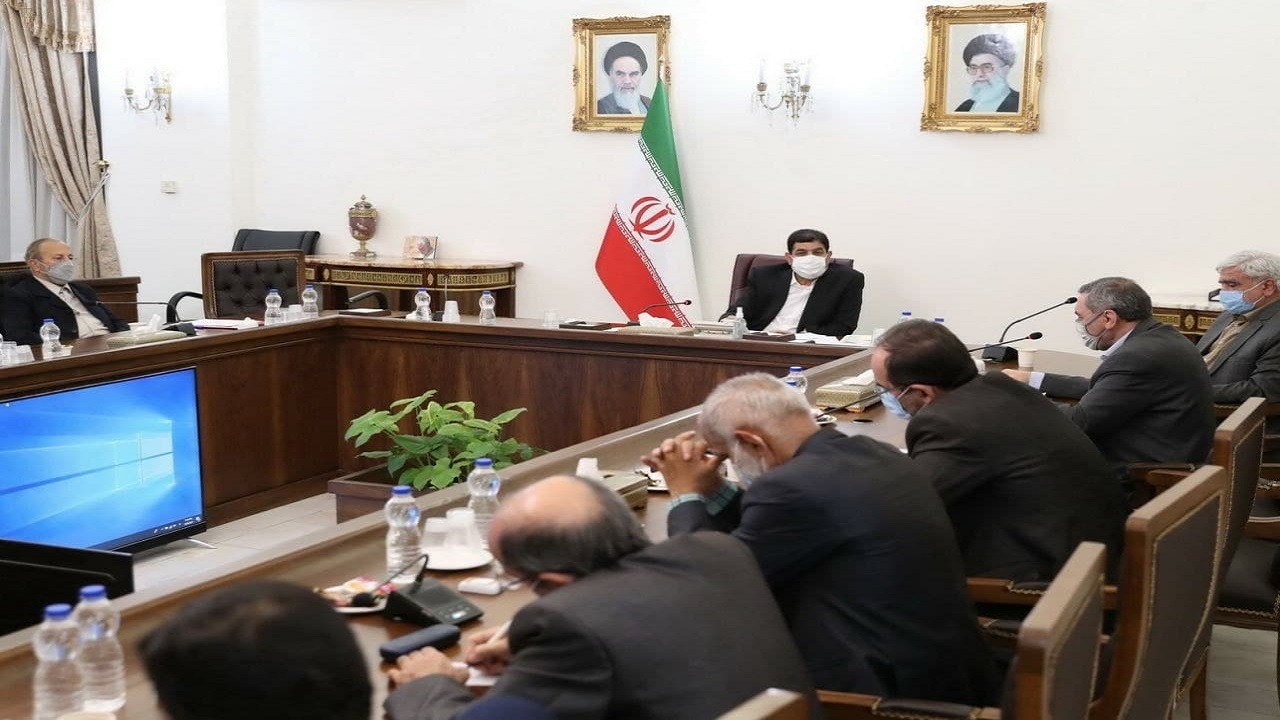 خلا‌ء های موجود در عرصه جهادی و خدمت رسانی را شناسایی و اعلام کنید