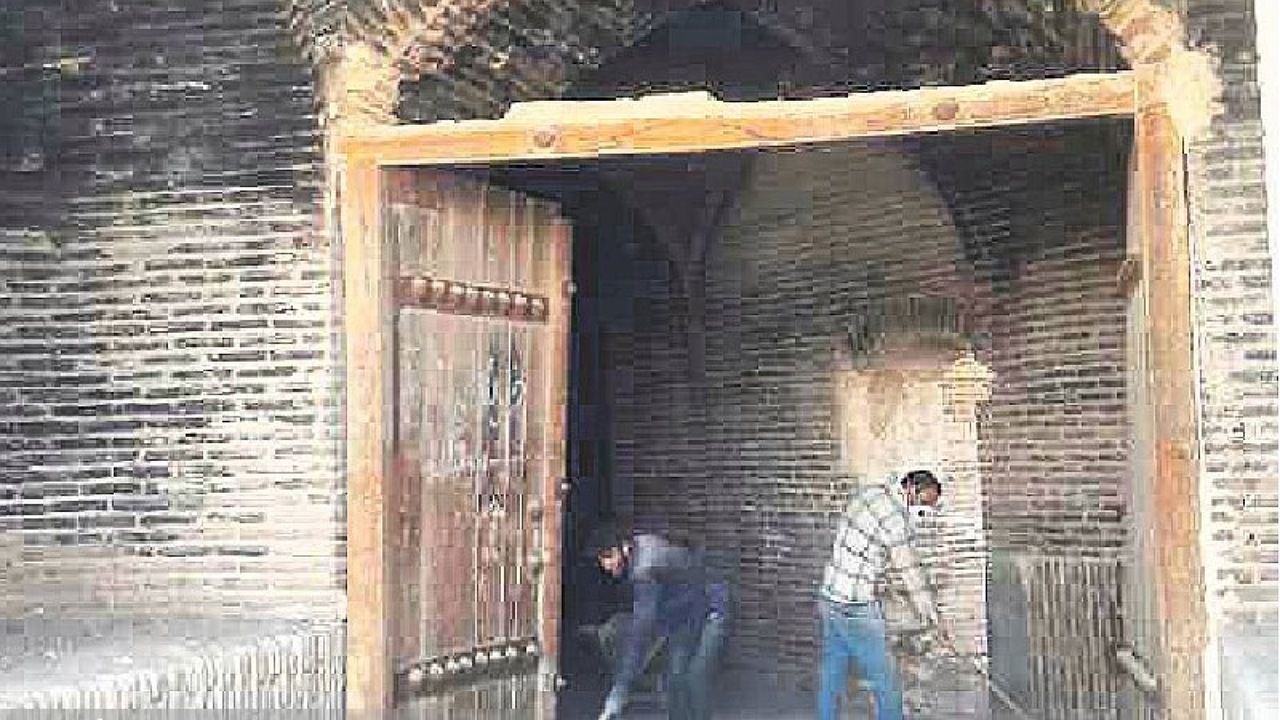 پایان مرمت کاروانسرای شیخ علی‌خان زنگنه در شاهین‌شهر و میمه