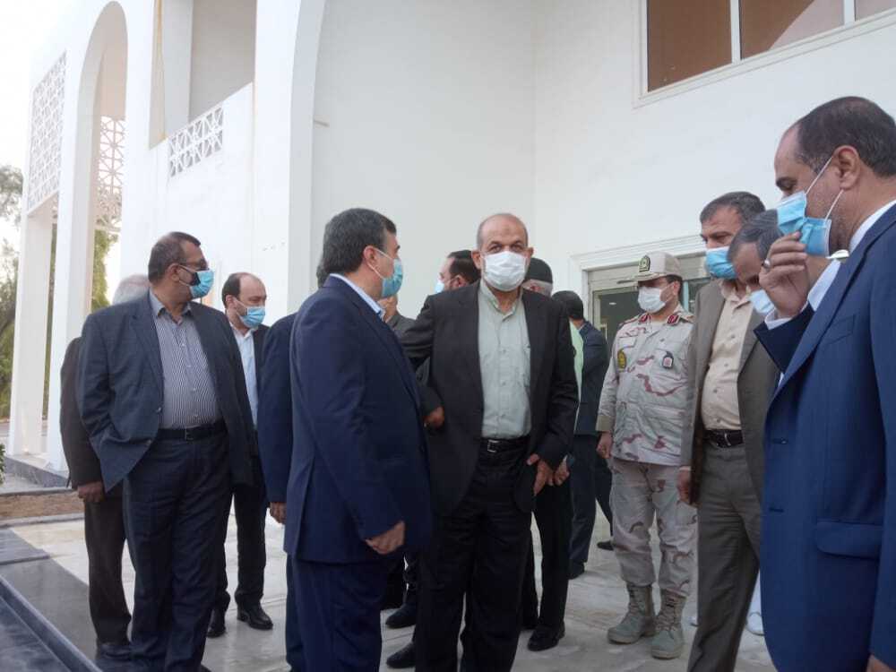 وزیر کشور وارد بندرعباس شد