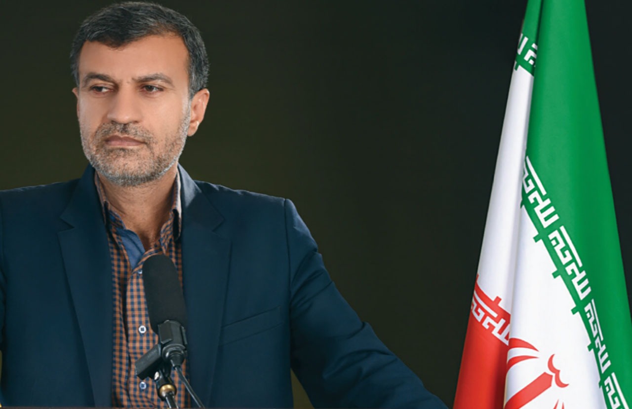 استاندار هرمزگان از مدیران بومی استفاده کند