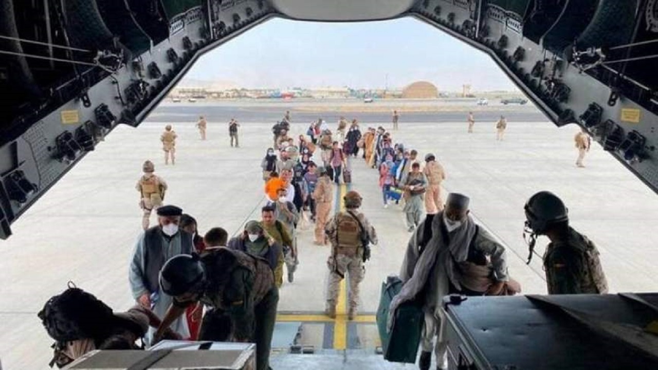۳۰۰ تبعه استرالیا منتظر خروج از افغانستان