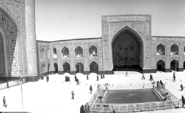 درباره مسجد پیرزن چه می&zwnj;دانید؟ / مسجد بی&zwnj;سقف درون یک مسجد بزرگ&zwnj;تر+عکس
