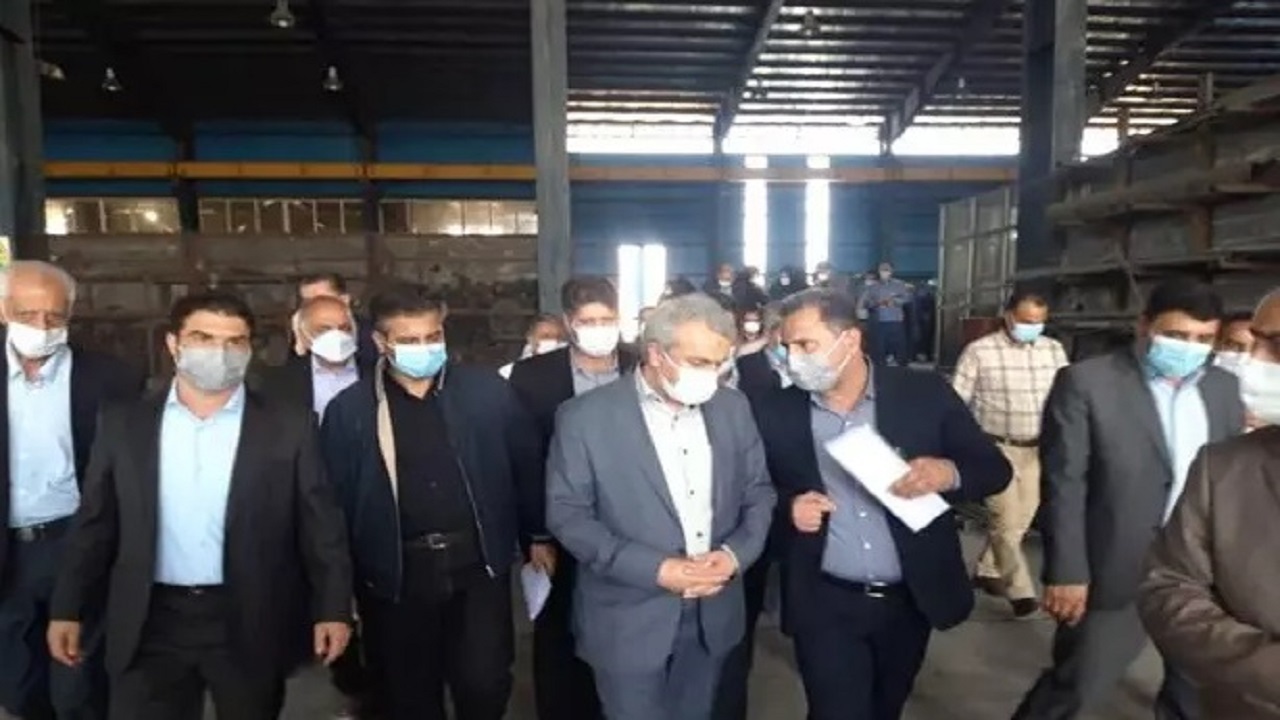 وزیر صمت از ۴ واحد صنعتی شهرستان ایوان بازدید کرد