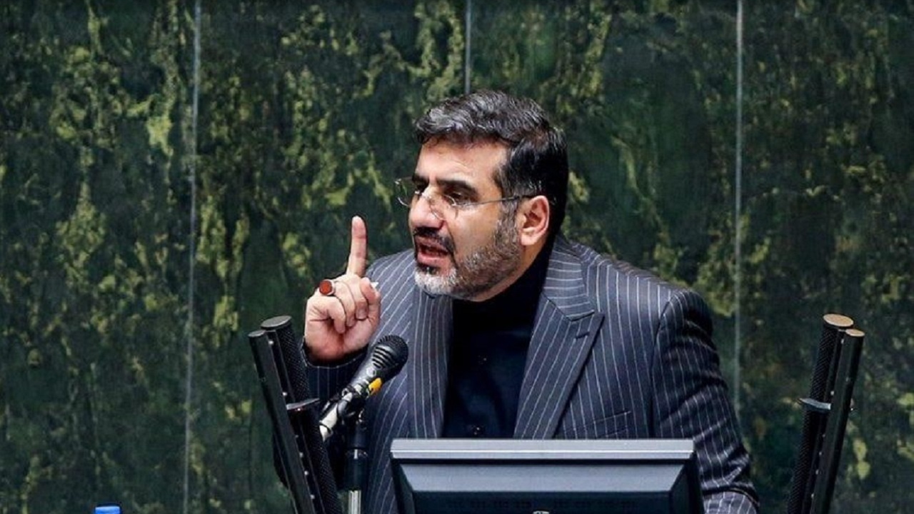 رایزن‌های فرهنگی نباید به چند نمایشگاه در خارج از کشور بسنده کنند