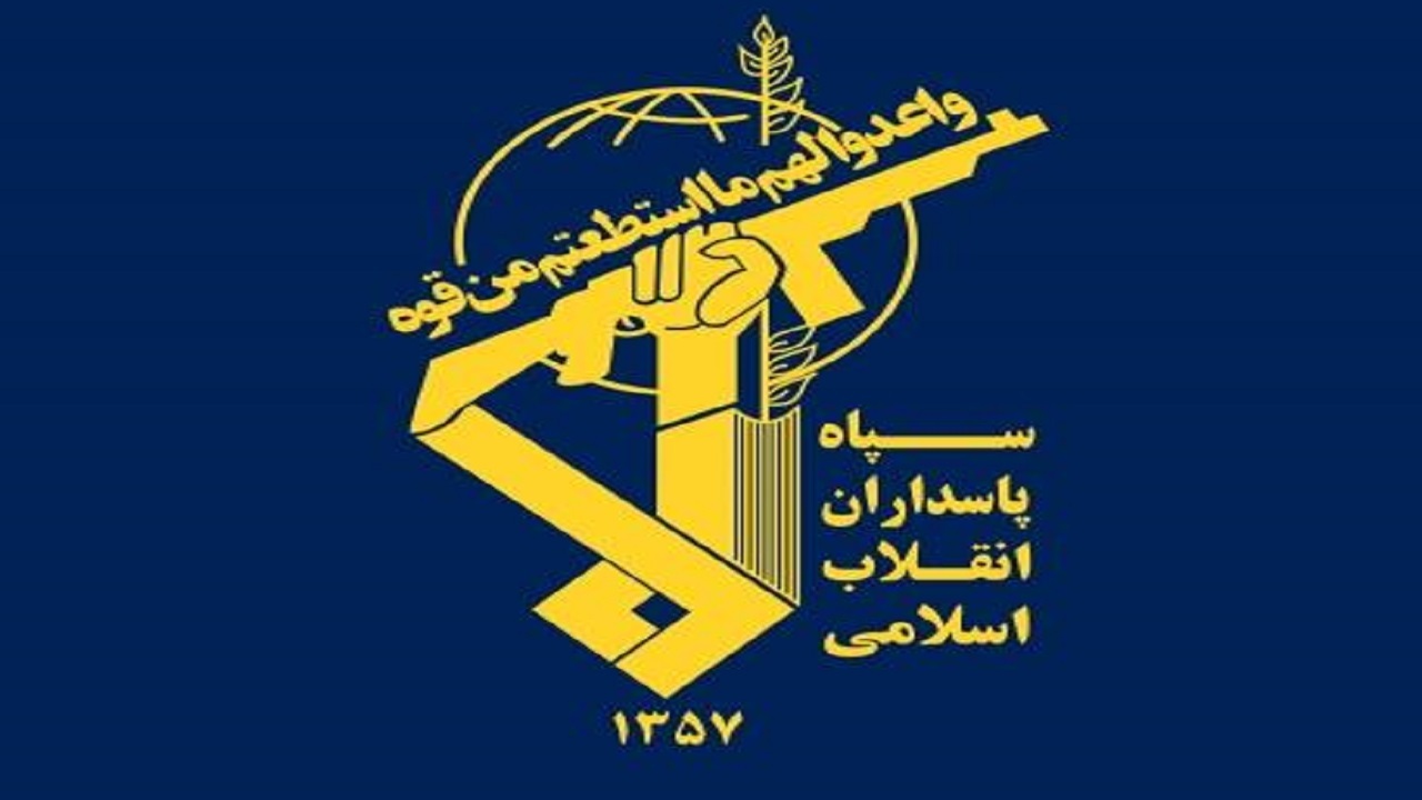 دفاع مقدس، مقتدرانه ادامه دارد/ اخراج آمریکا از منطقه قطعی است
