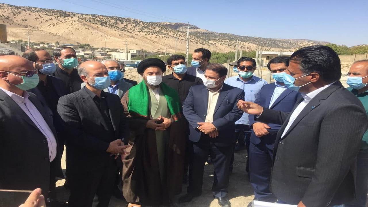 بازدید وزیر نیرو از تصفیه خانه آب شهرستان ملکشاهی