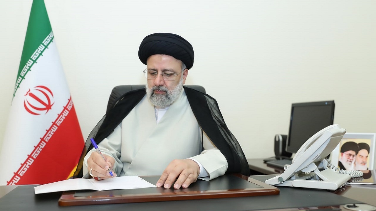 پیام تسلیت رئیس جمهور در پی درگذشت علی لندی نوجوان فداکار ایذه‌ای