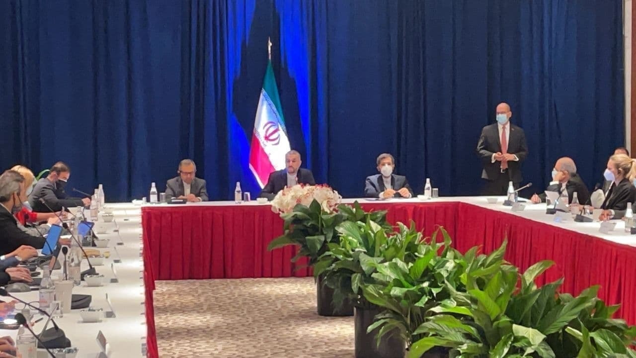 امیر عبداللهیان: مذاکرات وین به زودی از سر گرفته خواهد شد/ براساس رفتار عملی «بایدن» تصمیم می‌گیریم