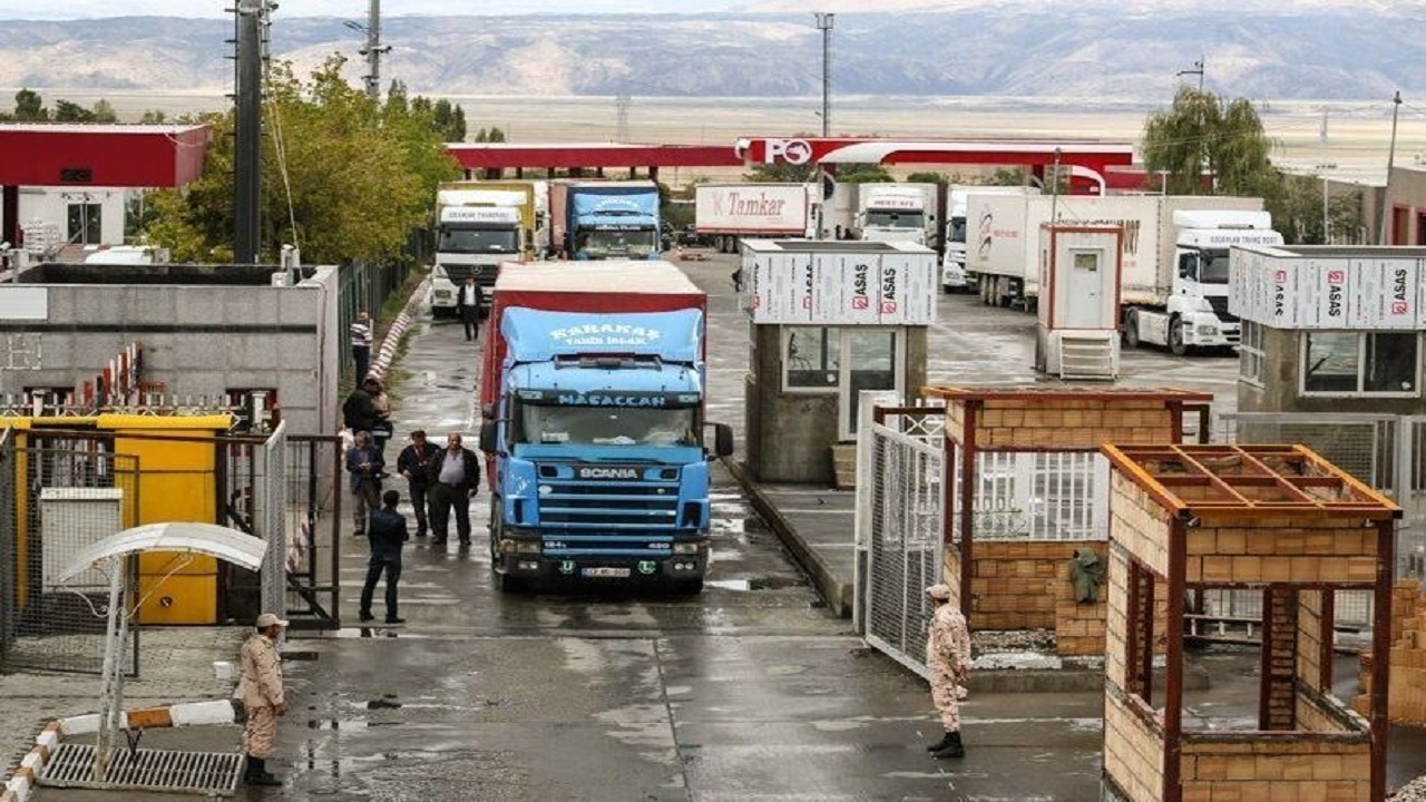 برای تردد مرزی مسافران، کارت واکسیناسیون و پی سی آر منفی ‏الزامی است