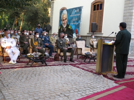 آمریکایی ها تاکنون ۶ سیلی محکم در خلیج فارس از ما خورده‌اند/ همواره در دفاع از مظلوم، در مقابل ظالم ایستاده‌ایم
