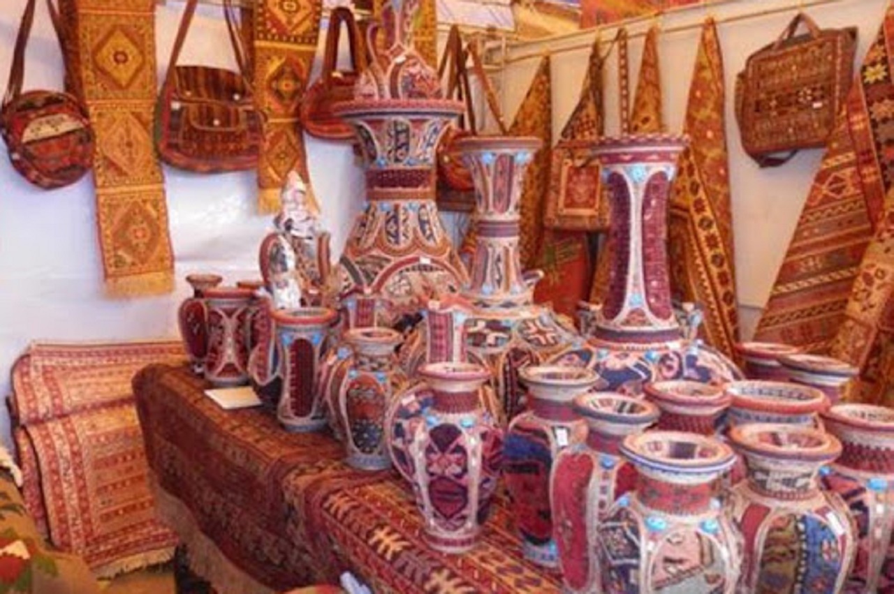 دلایل تعویق در برگزاری نمایشگاه صنایع دستی چه بود؟