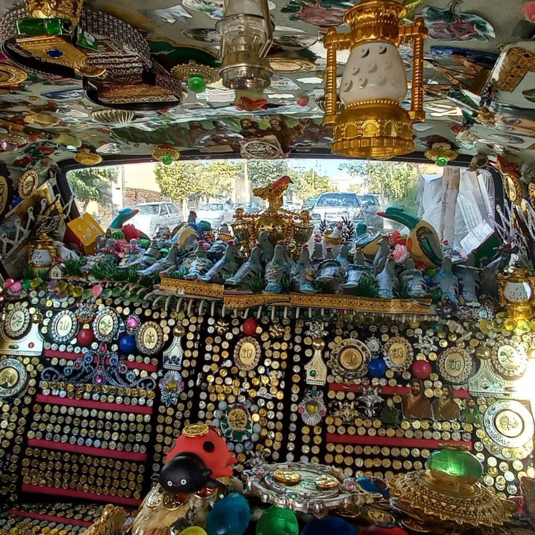 ابزار عجیب یک راننده در خودرو + فیلم و تصاویر