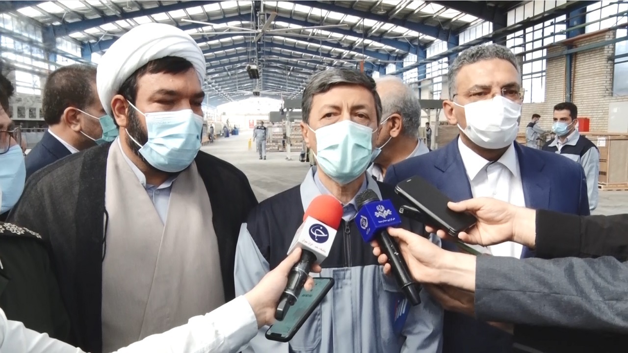 با اعتماد به جوانان ایرانی توانستیم دشمن را ناکام بگذاریم/ در راستای تولید مسکن در کنار دولت هستیم