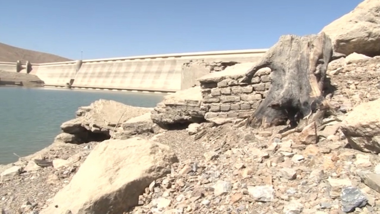 آژیر قرمز بحران آب در همدان به صدا در آمد/ از اواسط آبان ماه امکان تحویل آب شرب از سد اکباتان امکان پذیر نیست
