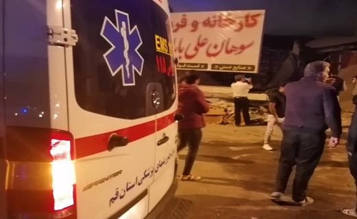 حضور عوامل اورژانس در صحنه حادثه