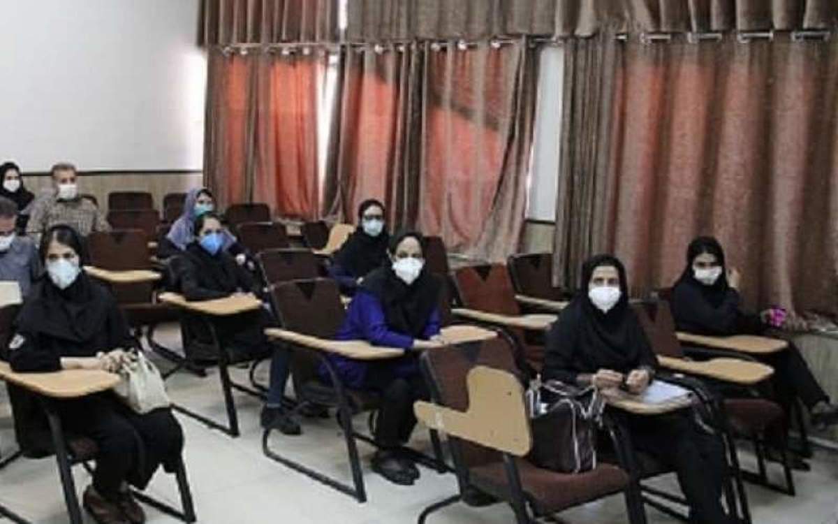 همه دانشجویان منتظر آموزش&zwnj;های حضوری نباشند/ پاسخ مسئولان وزارت علوم به سوالات دانشجویان در خصوص بازگشایی دانشگاه&zwnj;ها از ۱۵ آبان