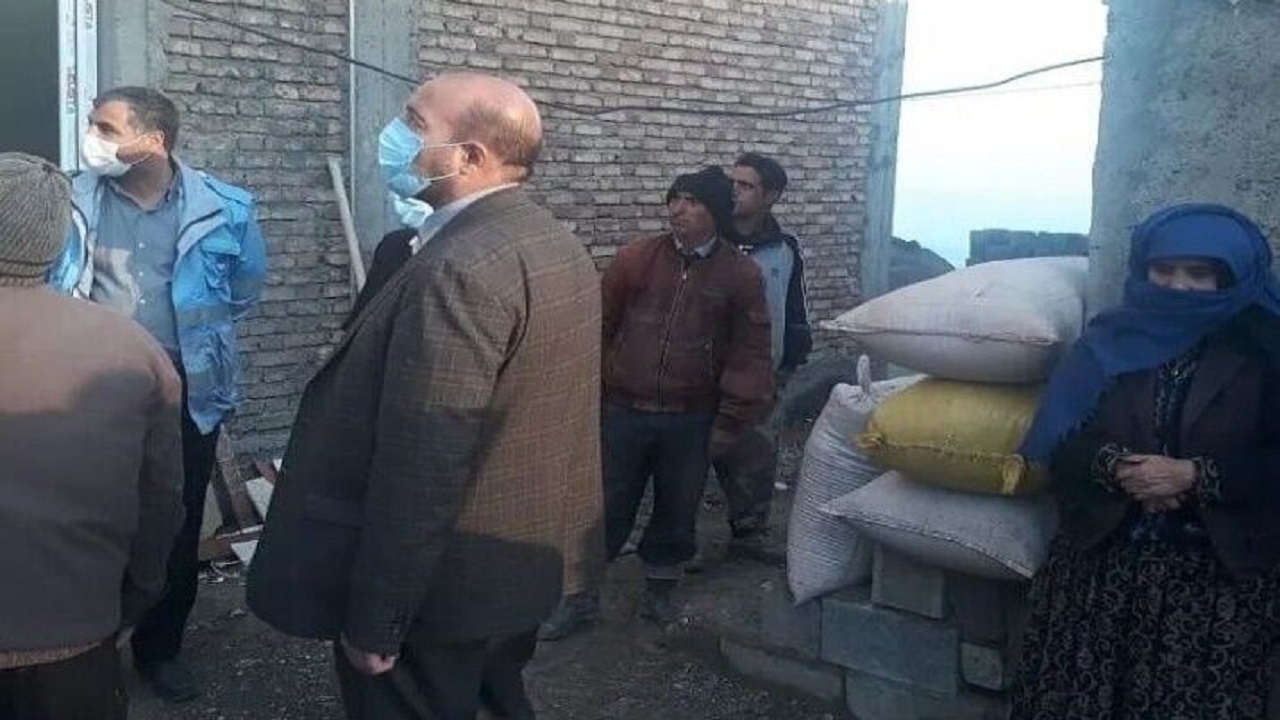 جابجایی ساکنان روستای کرکسر هوراند