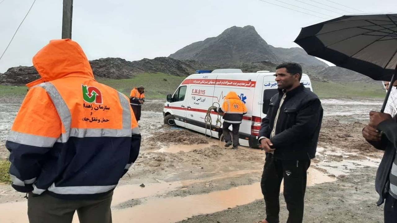 انجام ۸۰۰ فعالیت در حوزه پیمان و رسیدگی راهداری کرمان