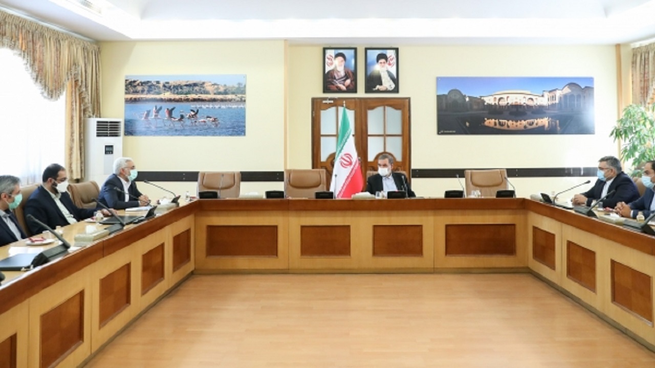 تامین مالی اقتصاد از بورس باید به ۴۰ درصد برسد